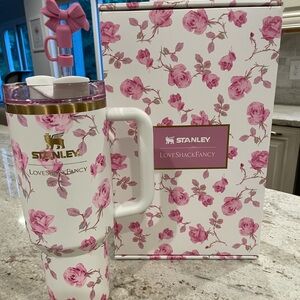 40oz Ribbon Rosa LSF Stanley